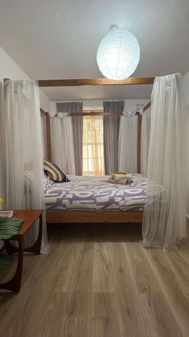 Quaint Near Tower-london Bridge And Big Ben Apartament *