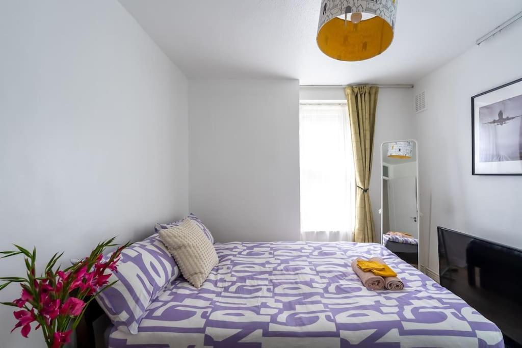 Quaint Near Tower-london Bridge And Big Ben Apartament